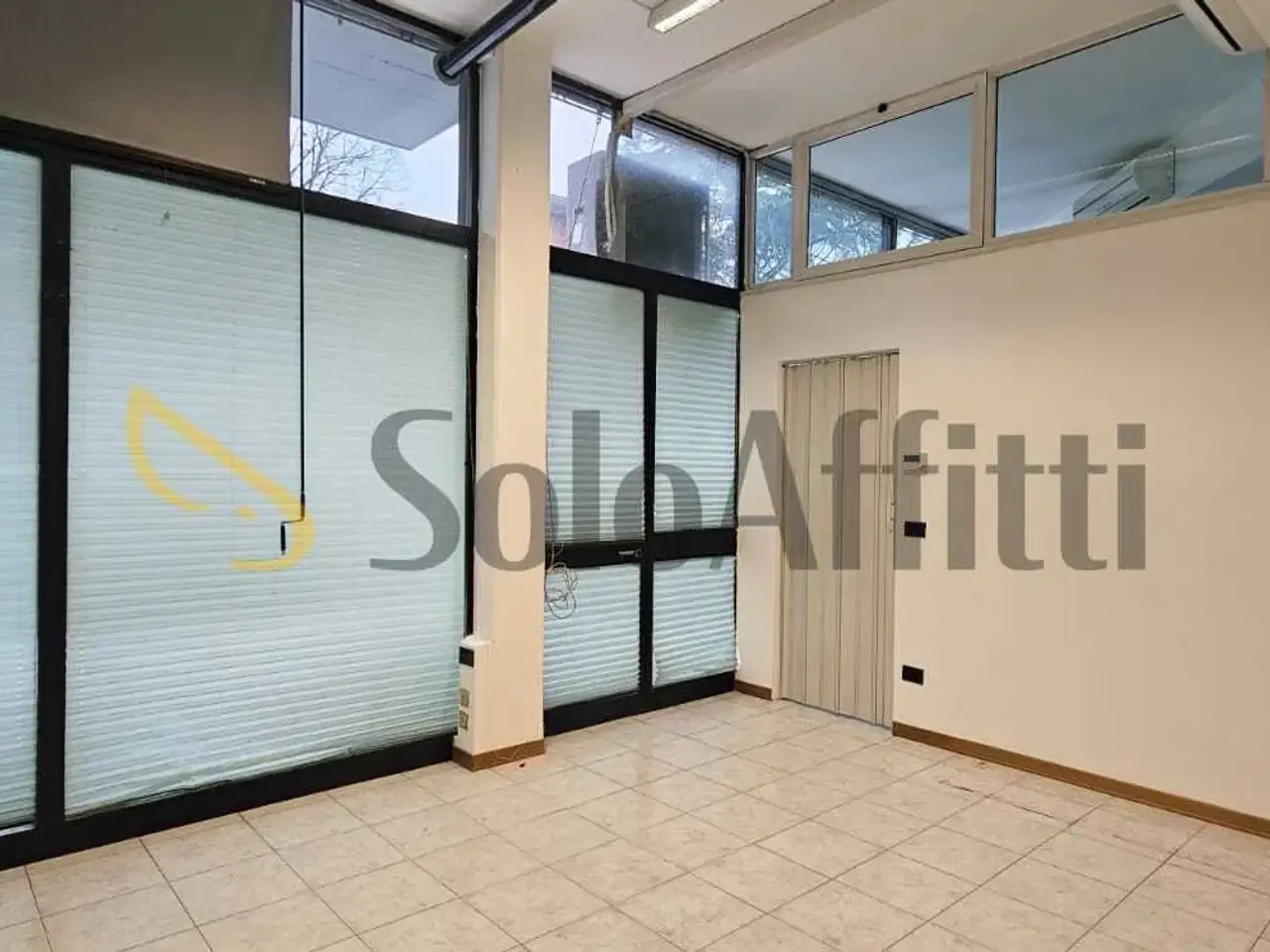 Ufficio in Viale dell'Appennino Snc, Forli', {3} - Foto 1