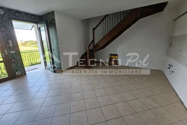 4-room flat in {3}, - Photo 1