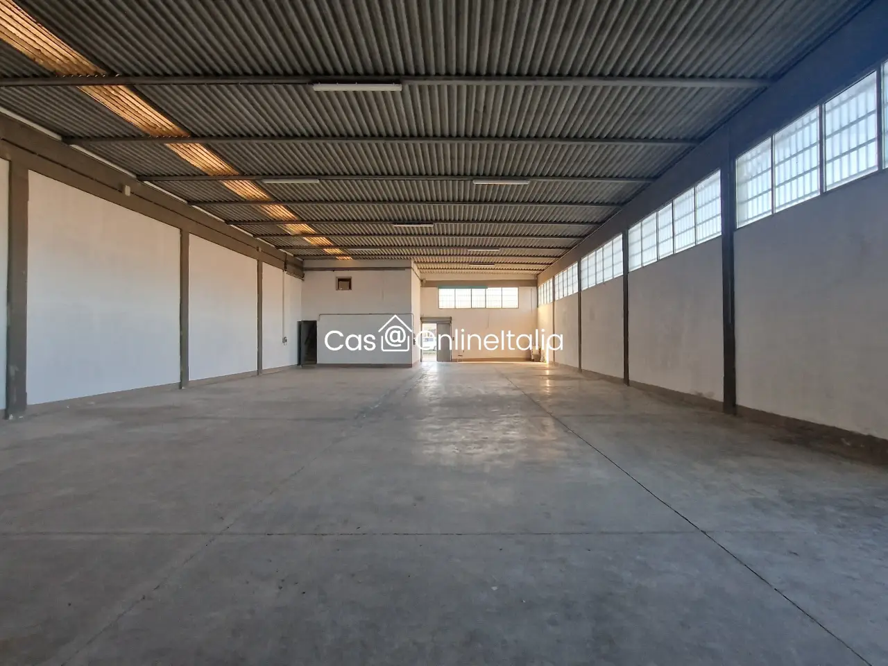 Palazzina commerciale in Via Leonardo da Vinci, Sovigliana Spicchio 106, Vinci, {3} - Foto 1