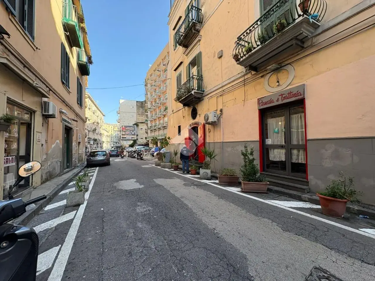 Negozio in Via Belvedere 44, Napoli, {3} - Foto 2