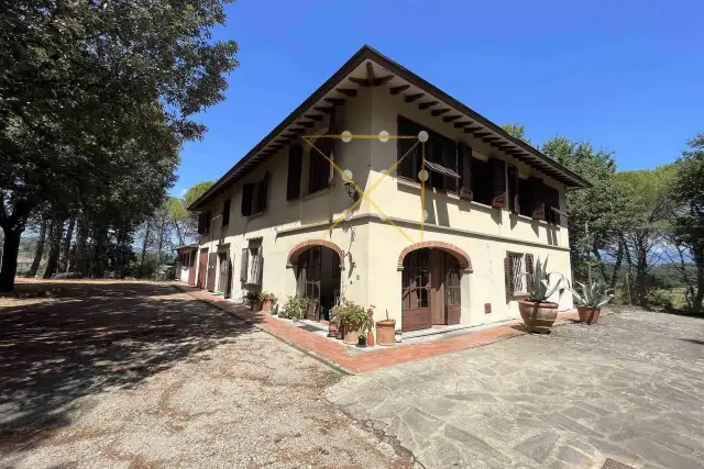 Mansion in Via Asiago, Quarrata - Photo 1