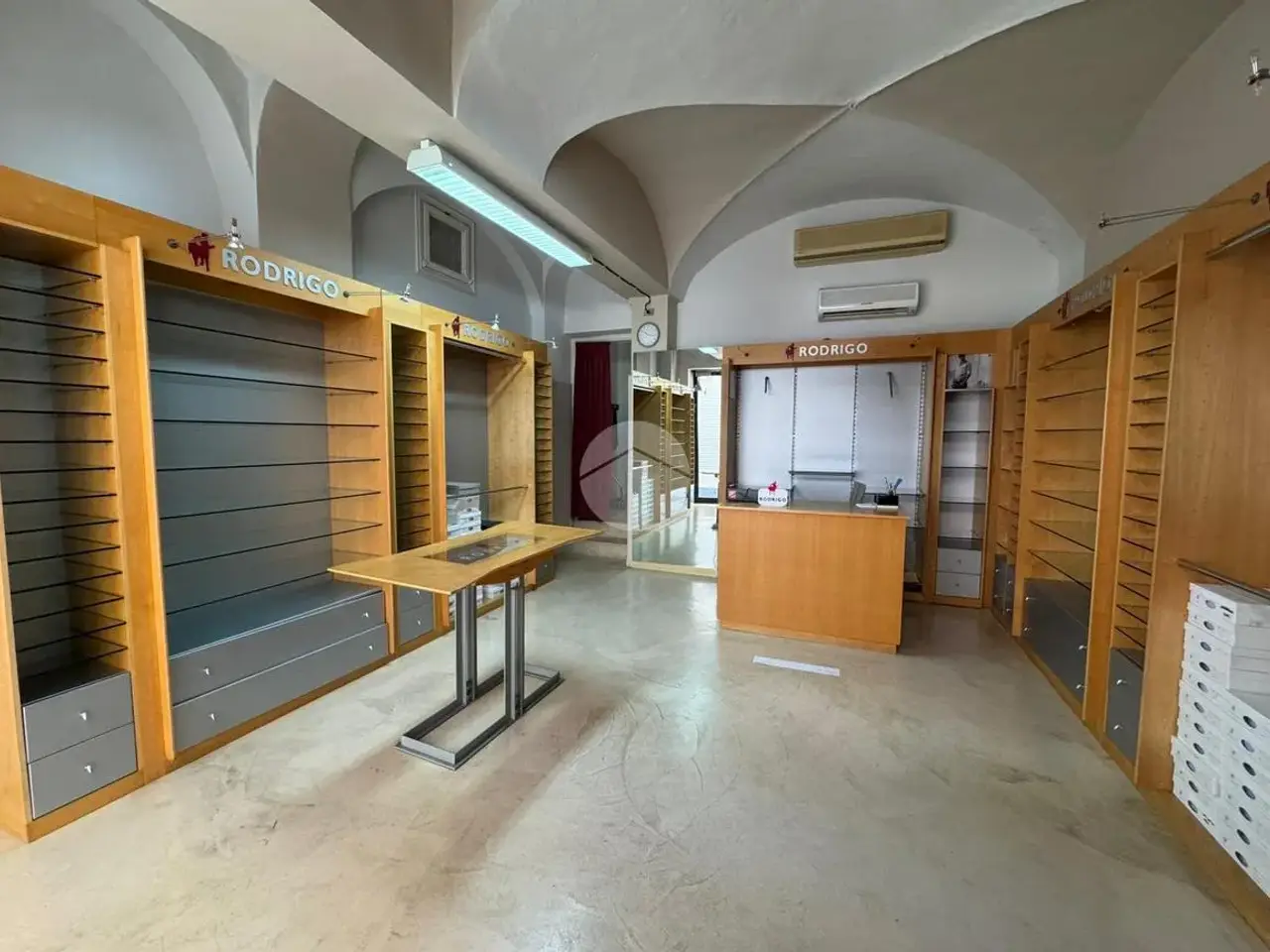 Negozio in Via Torino 24, Savigliano, {3} - Foto 1