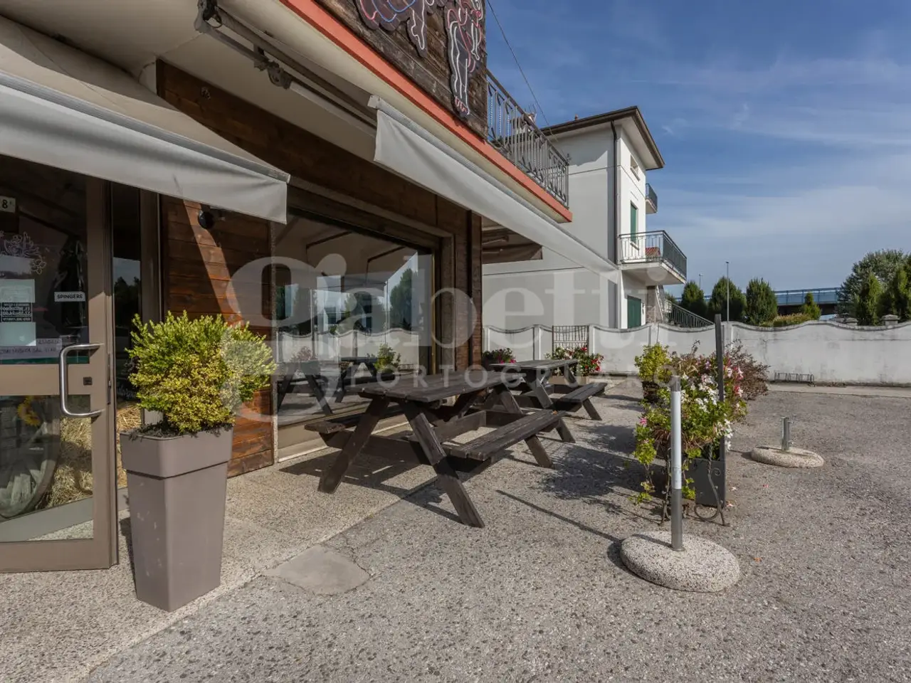 Negozio in Viale Pordenone 58, Portogruaro, {3} - Foto 1