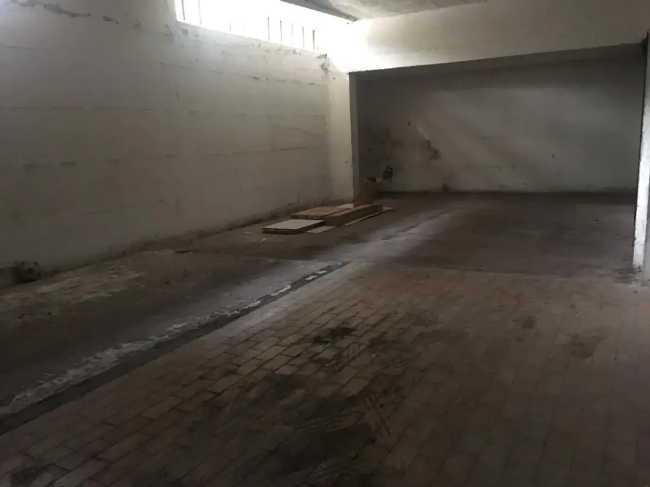 Parcheggio chiuso in , Francavilla Al Mare, {3} - Foto 1
