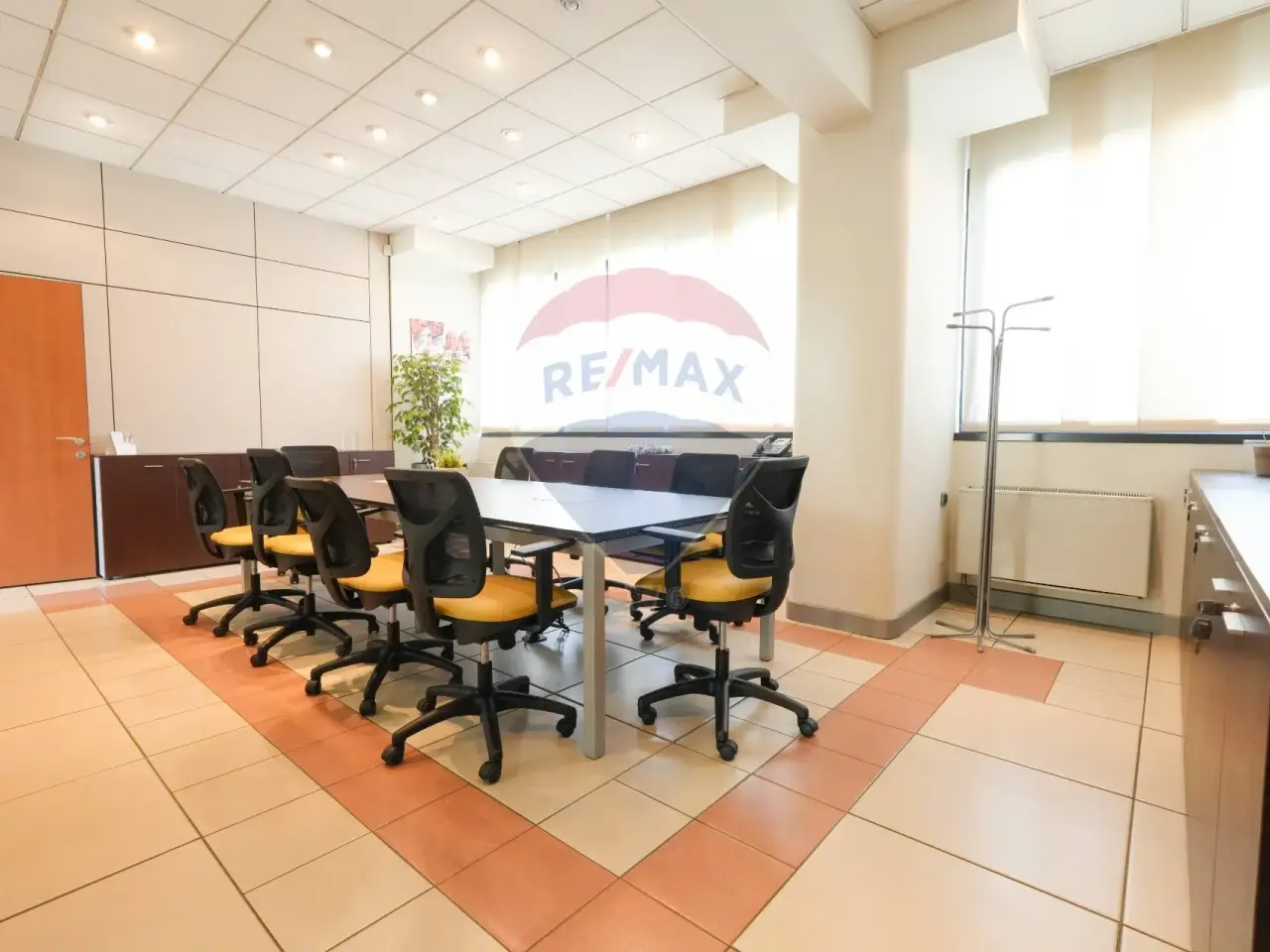 Ufficio in Viale Lombardia 218, Brugherio, {3} - Foto 1