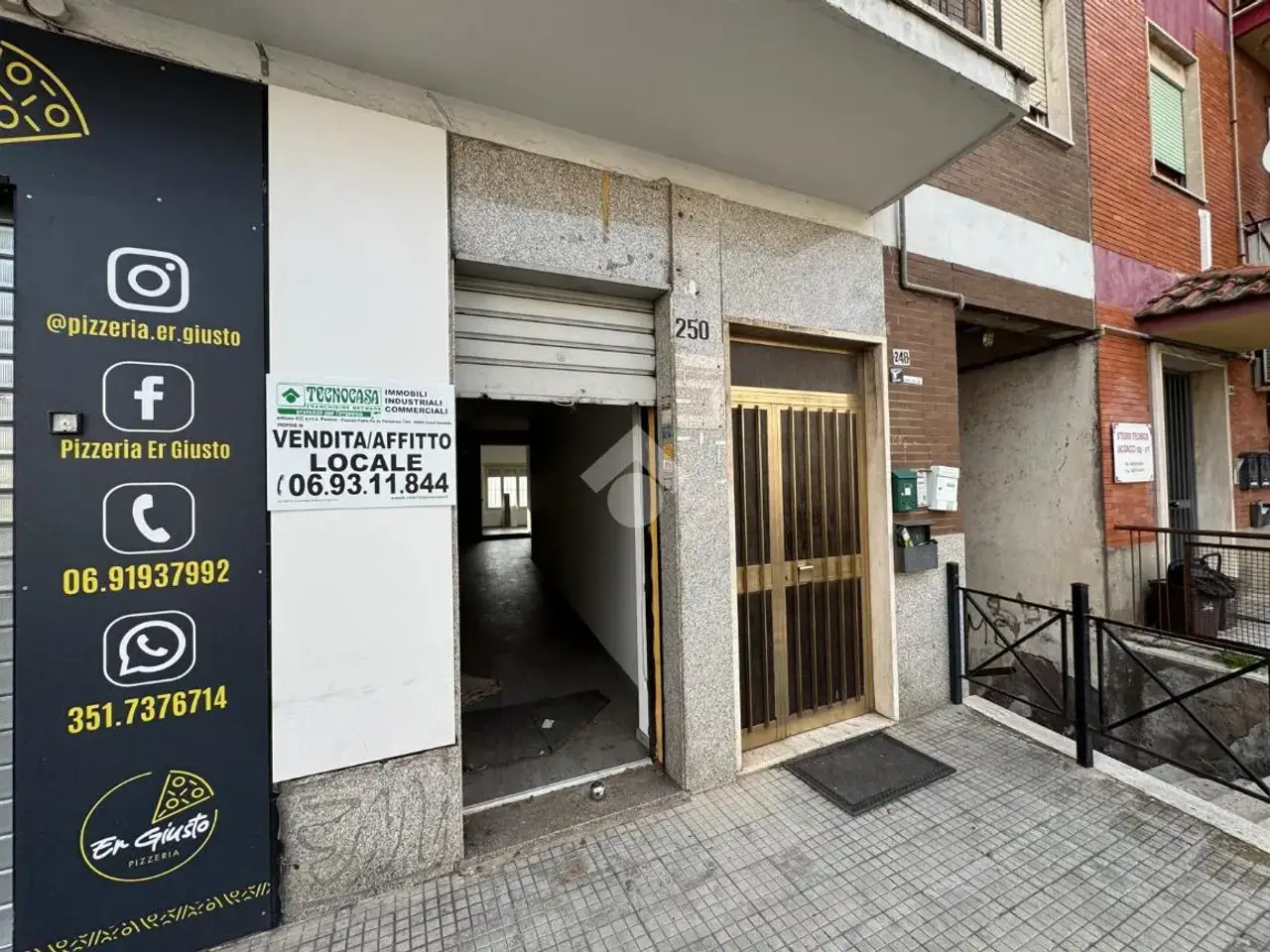 Negozio in Via Nettunense 250, Albano Laziale, {3} - Foto 1