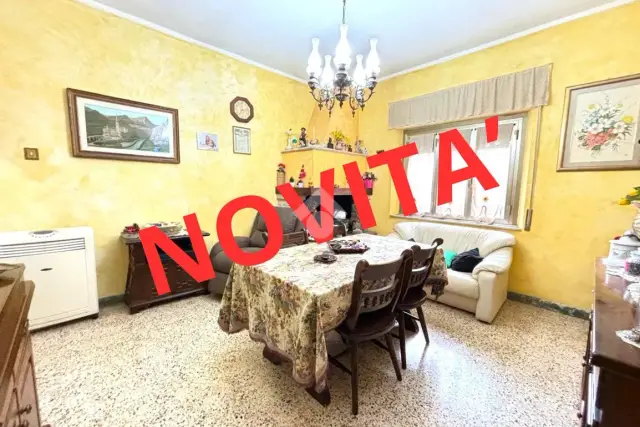 Vierzimmerwohnung in Via del Pianoro 5, Narni - Foto 1