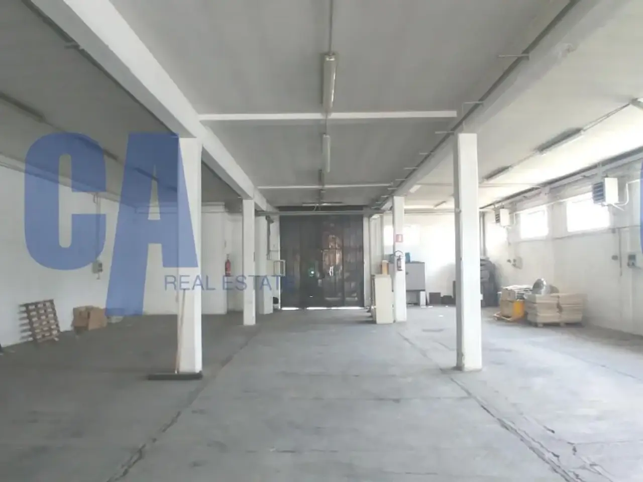 Capannone in Via Grosio, Milano, {3} - Foto 1