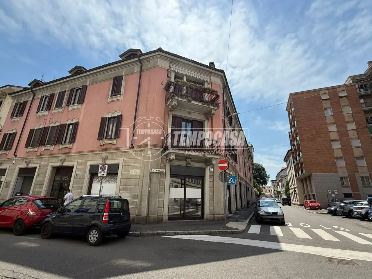 Esercizio commerciale in Via Alessandro Volta 37, Monza, {3} - Foto 1