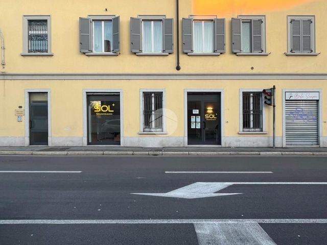 Geschäft in Via Cristoforo Colombo 17, Seregno - Foto 1