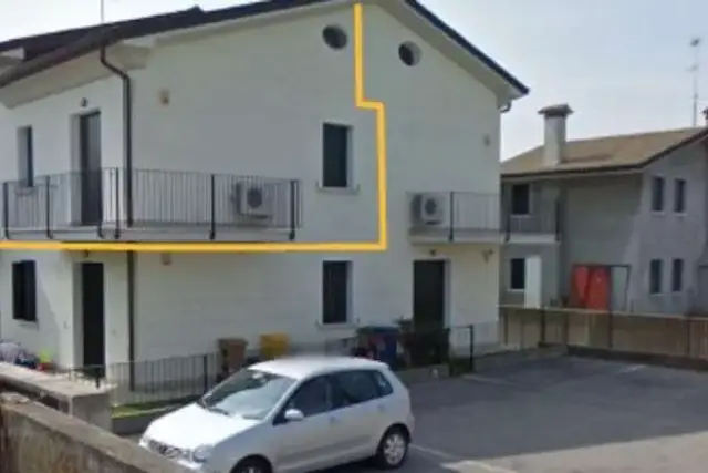 Vierzimmerwohnung in Via Montagnera, Paese - Foto 1