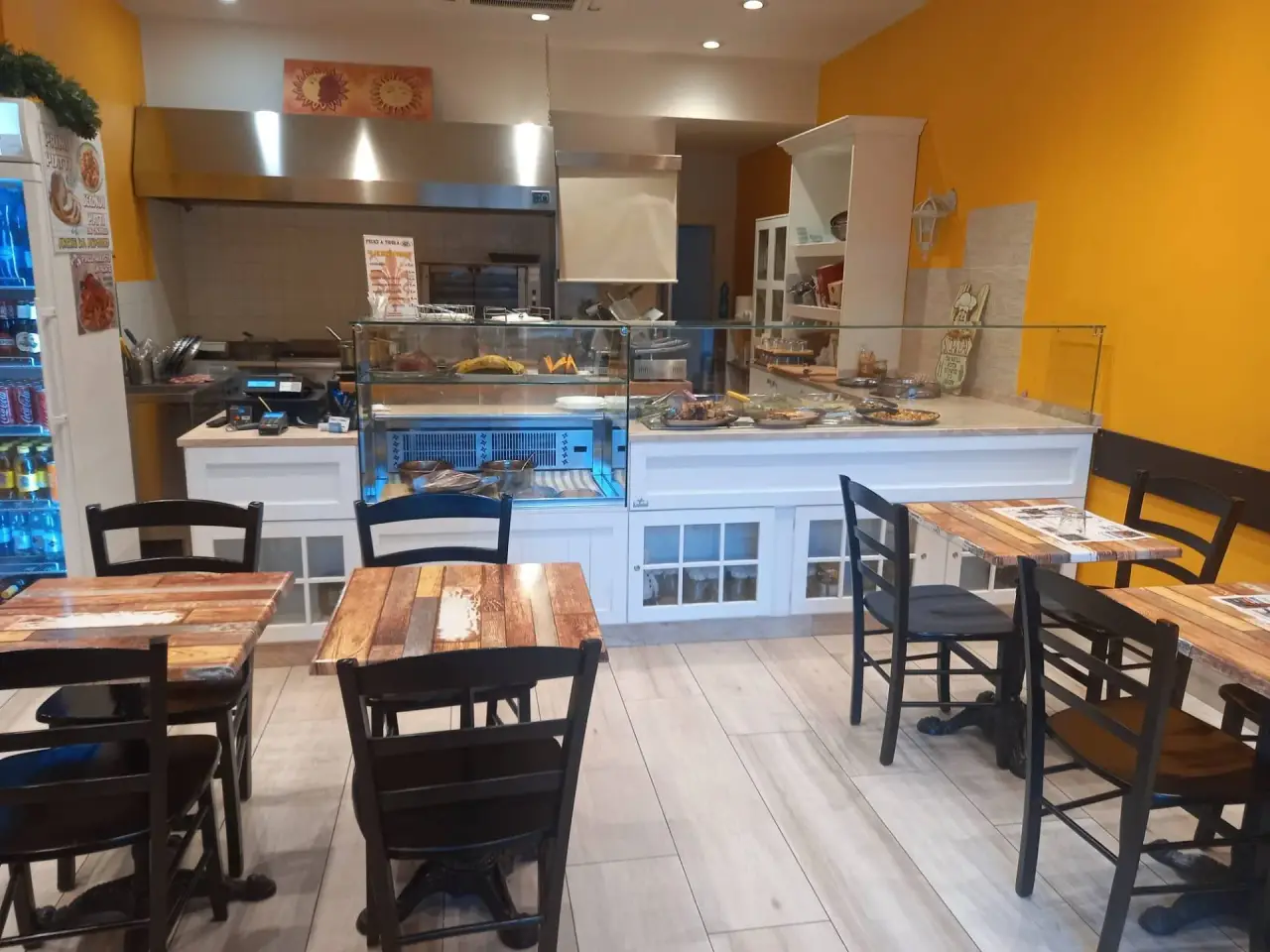 Esercizio commerciale in Viale Pratese, Sesto Fiorentino, {3} - Foto 1