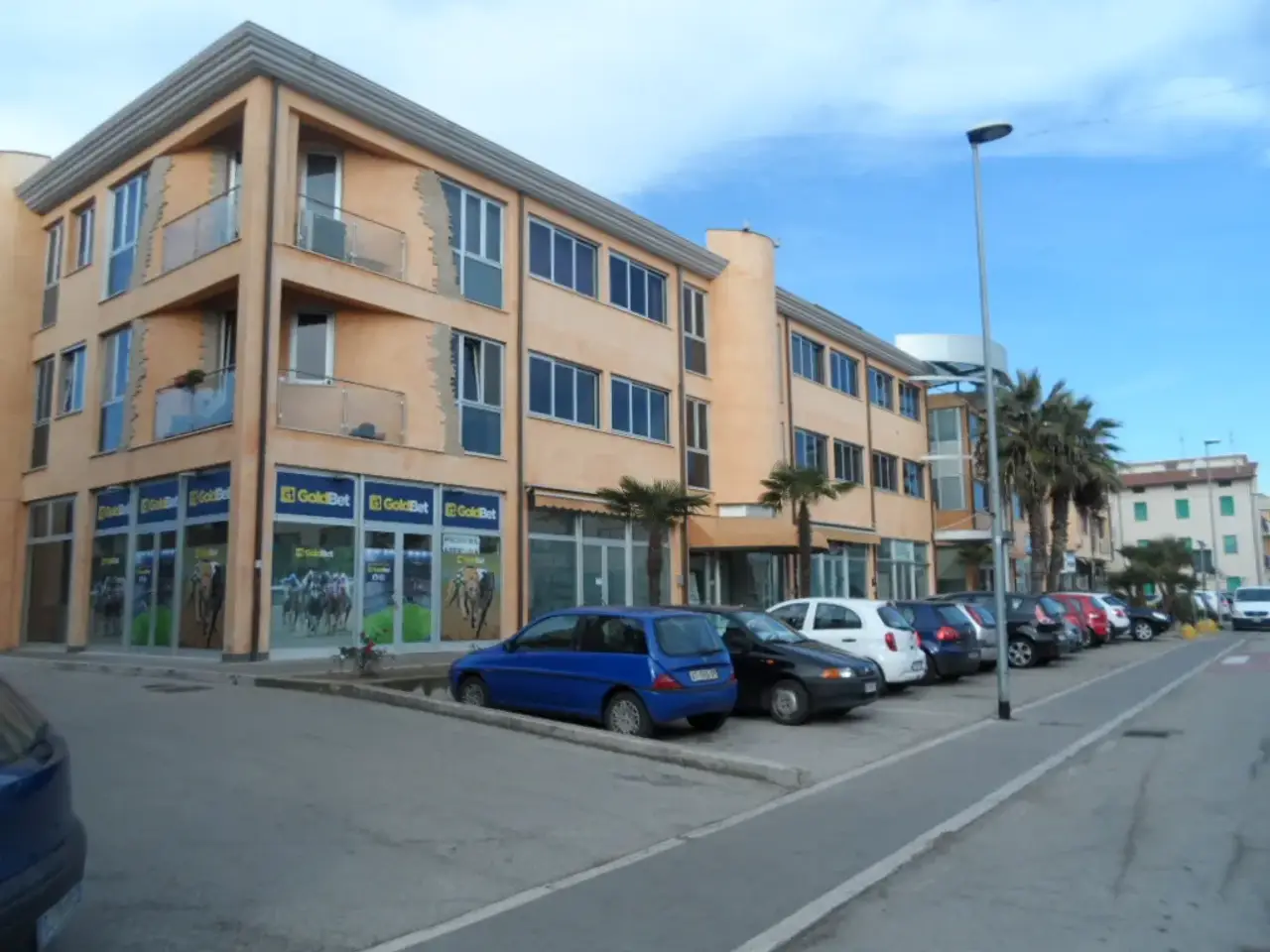 Negozio in Via Toti 41/43, San Benedetto del Tronto, {3} - Foto 1