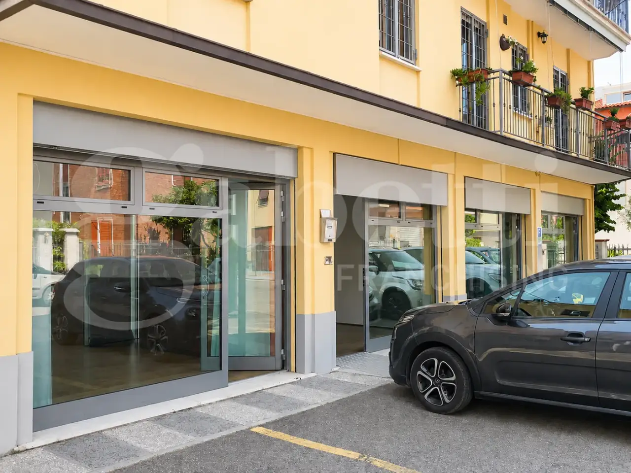 Negozio in Via Barberini 104, Modena, {3} - Foto 1