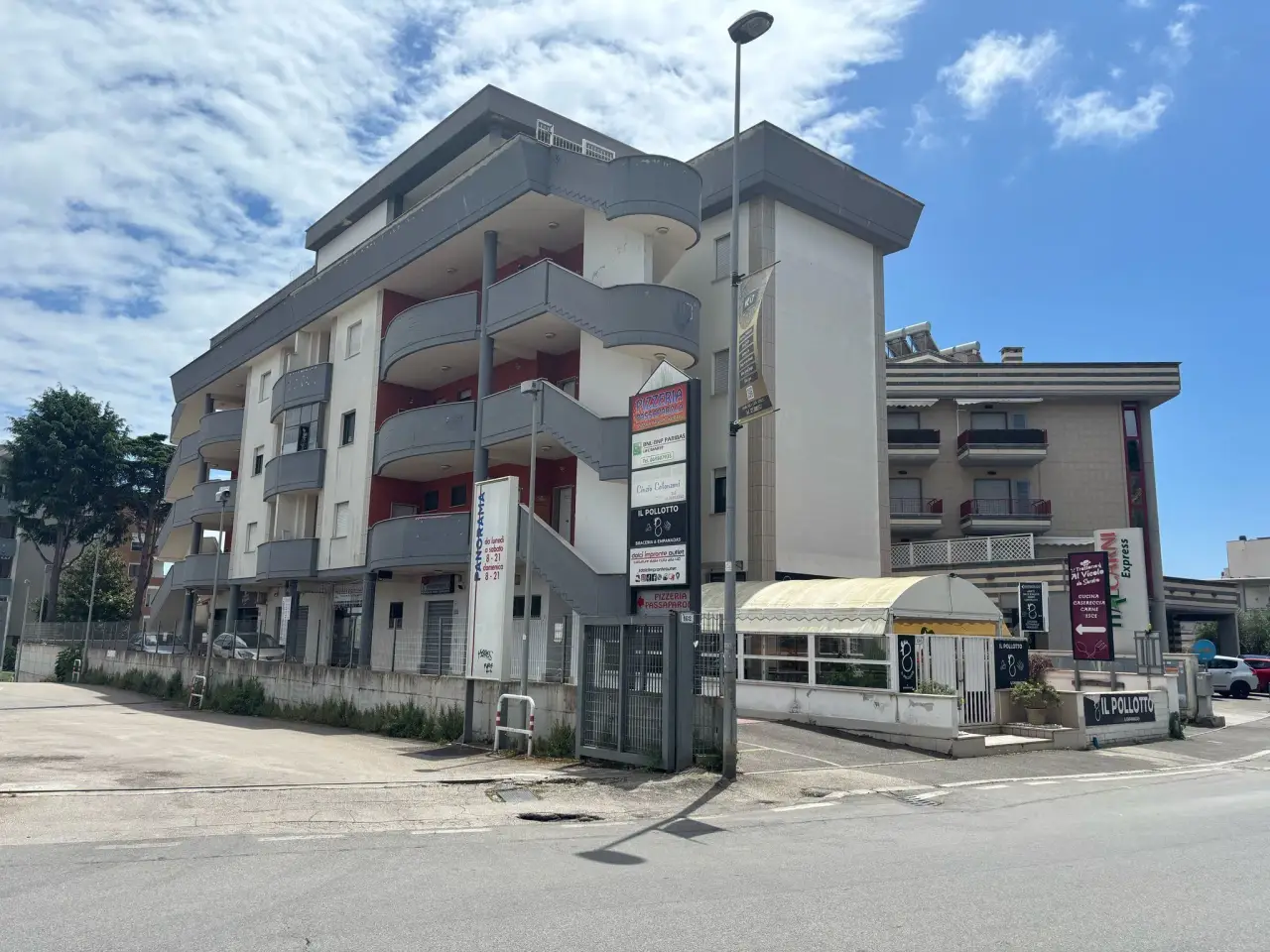 Ufficio in Via Santa Maria 160, Nettuno, {3} - Foto 1
