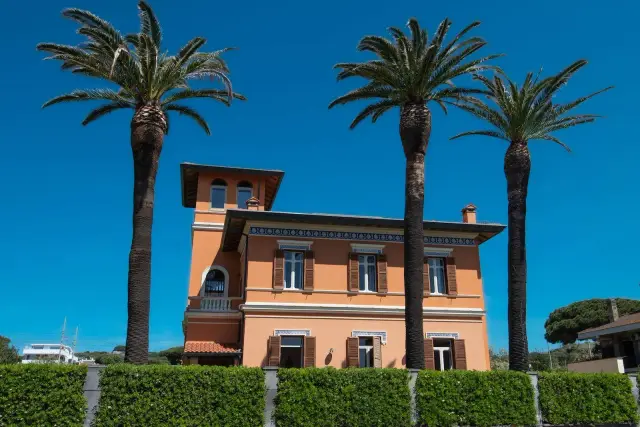 Mansion in Via Rucellai, Santa Marinella - Photo 1