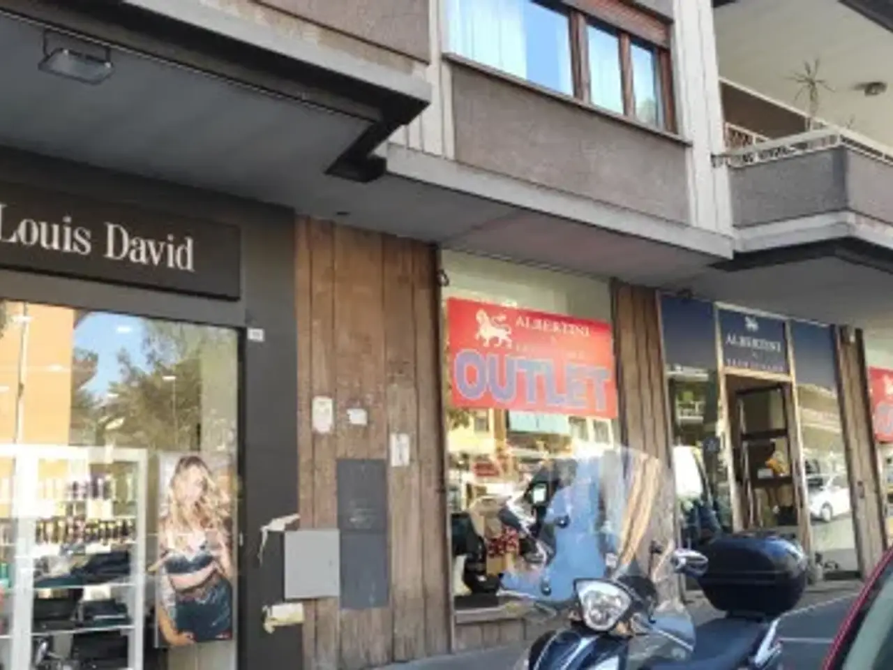 Negozio in Via Ugo Ojetti, Roma, {3} - Foto 1