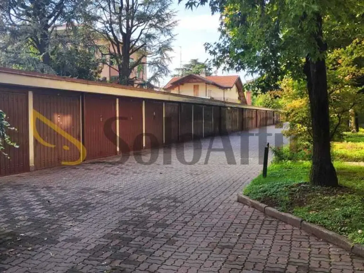 Parcheggio chiuso in Via Francesco Cilea 45, Cinisello Balsamo, {3} - Foto 1