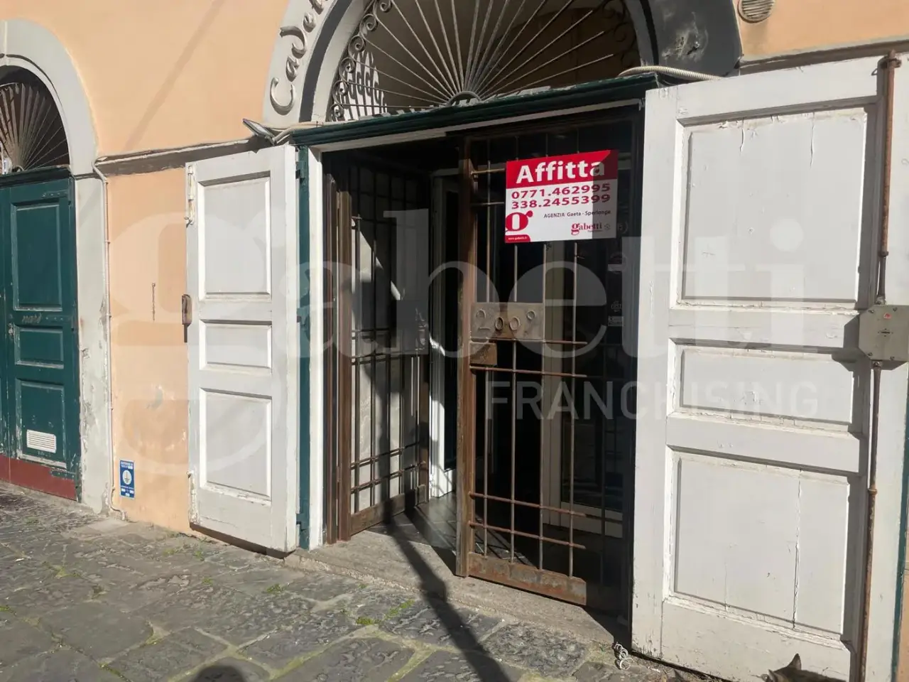 Negozio in Via Duomo S.N.C., Gaeta, {3} - Foto 1