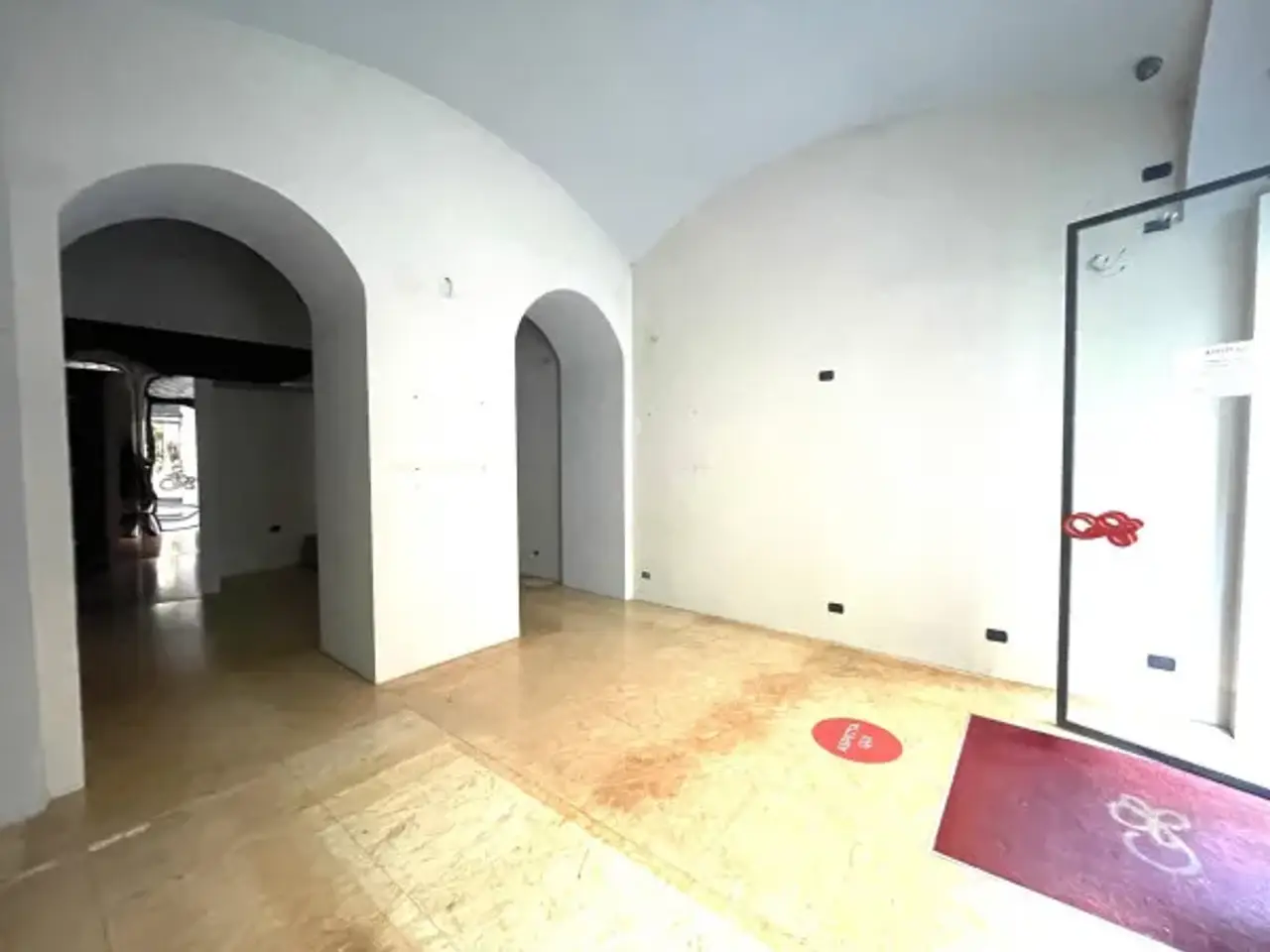 Negozio in Corso Italia 30, Novara, {3} - Foto 1