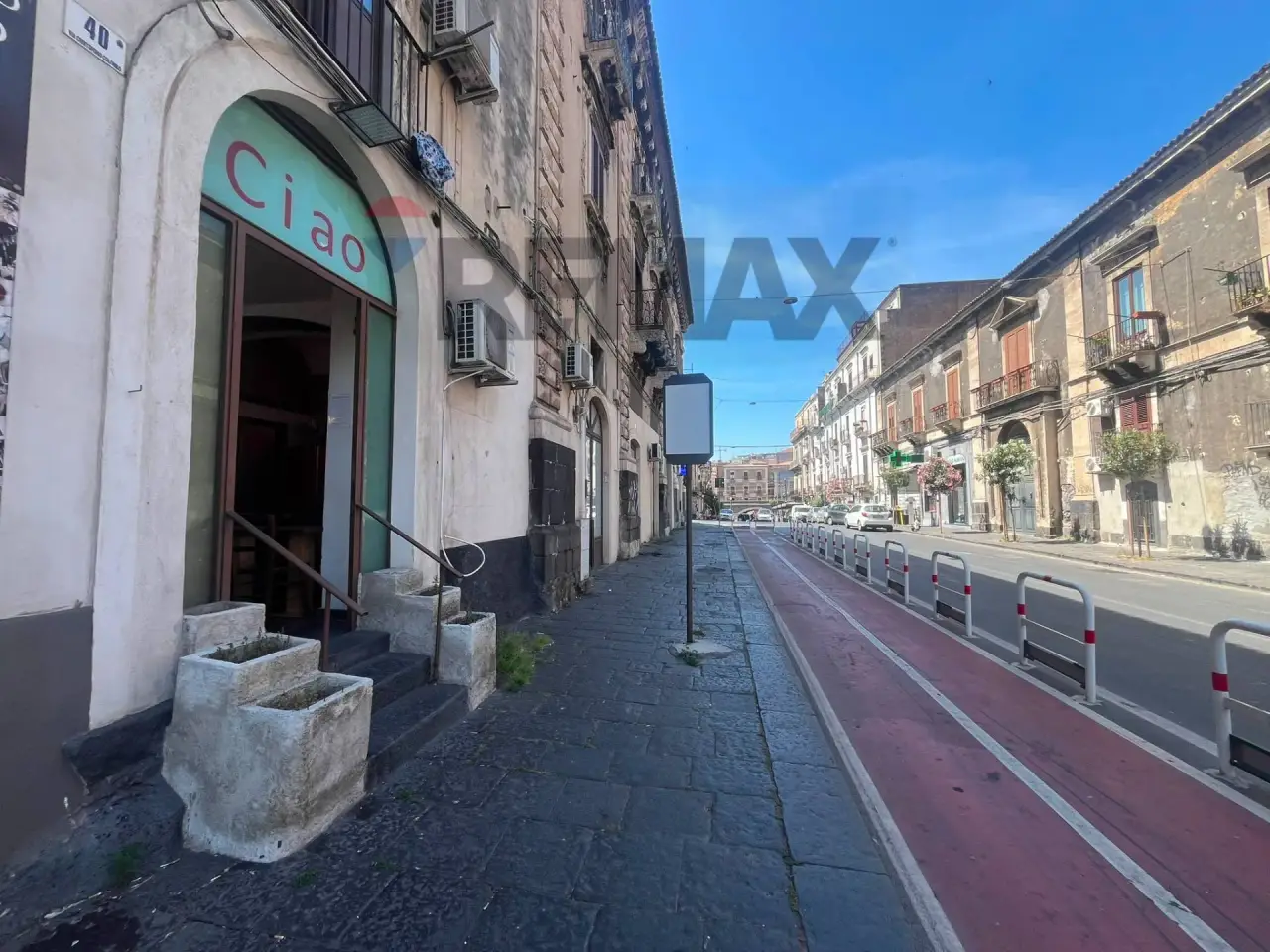 Negozio in Via Cristoforo Colombo 40, Catania, {3} - Foto 1