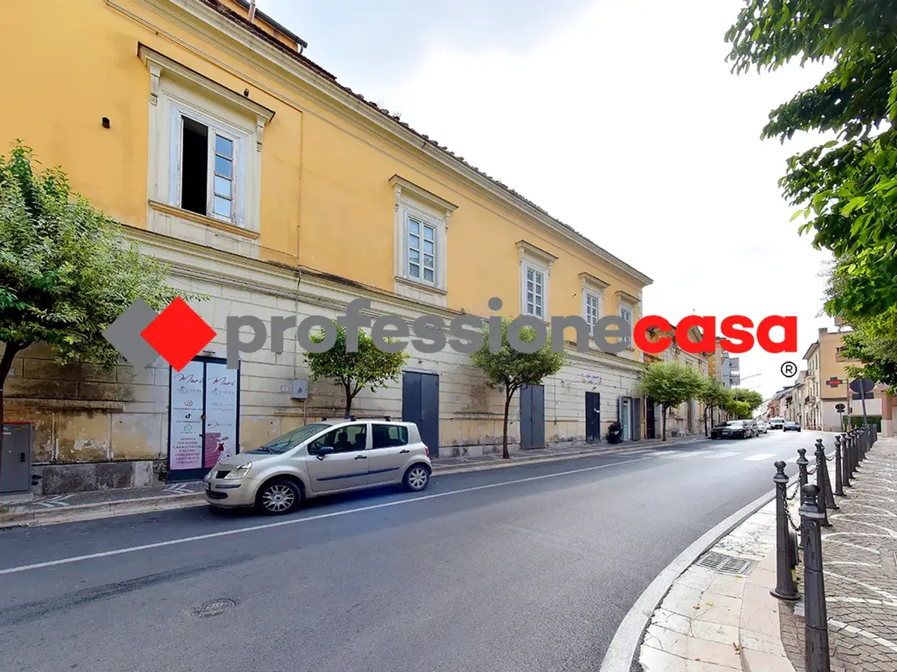Negozio in Via XX Settembre 13, San Nicola La Strada, {3} - Foto 2