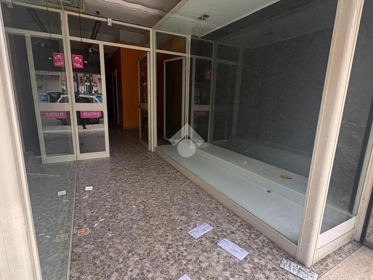 Negozio in Negozio Viale San Martino 409, Messina, {3} - Foto 2