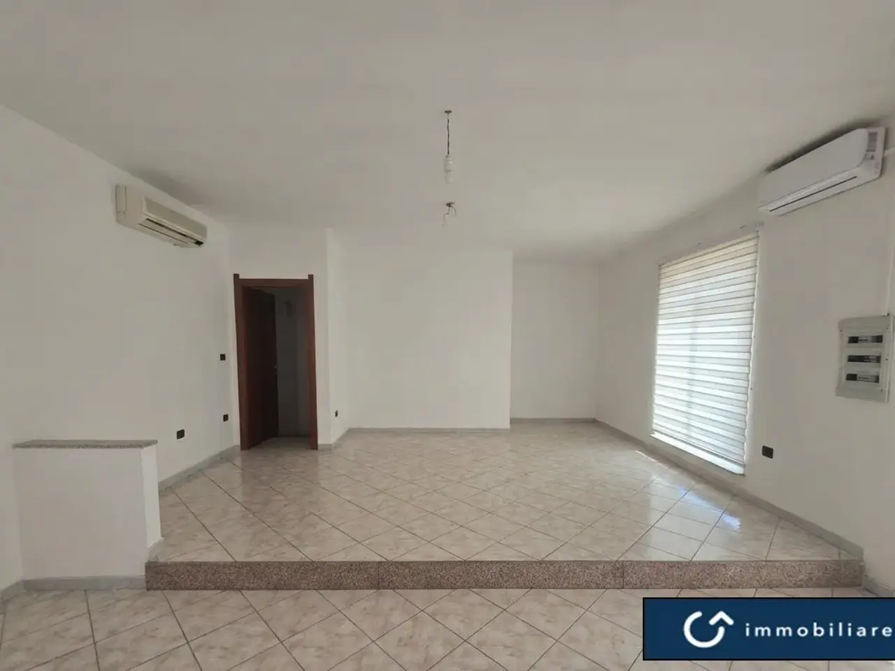 Negozio in Via Sassari, 79, Uri, {3} - Foto 2
