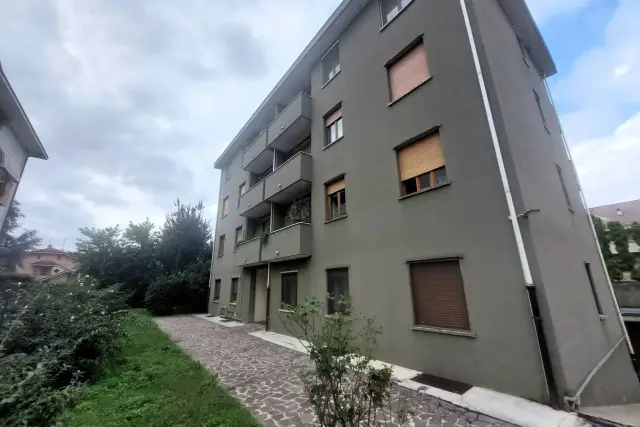 One-room flat in Via Alessandro Volta 130, Senago - Photo 1