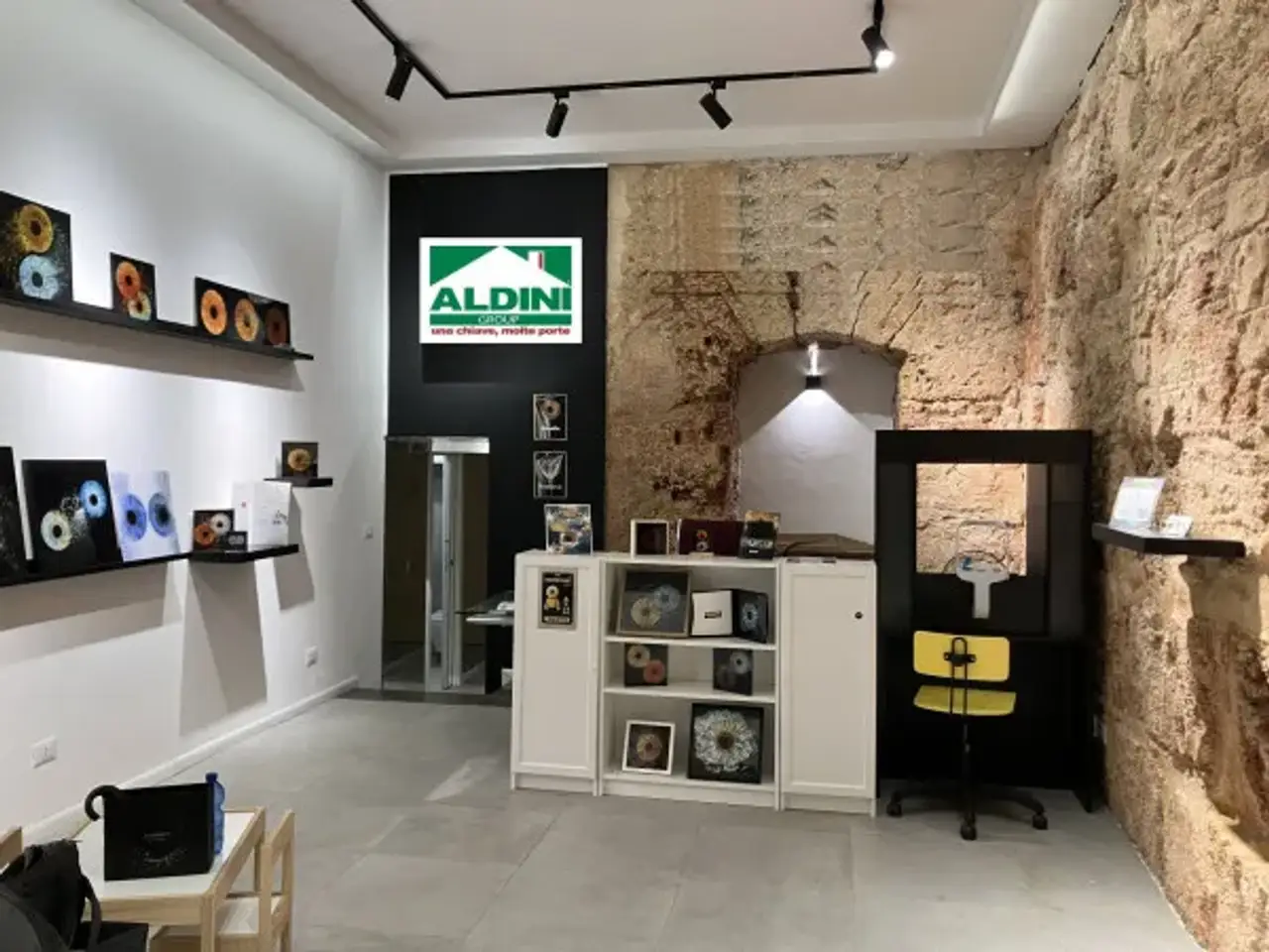 Negozio in Via Vittorio Emanuele 368, Palermo, {3} - Foto 2