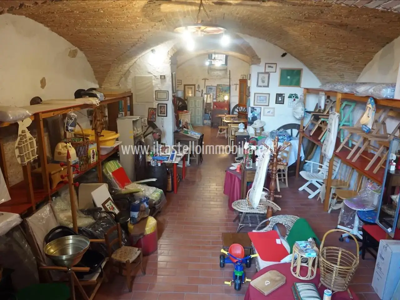 Locale commerciale in , Sarteano, {3} - Foto 1