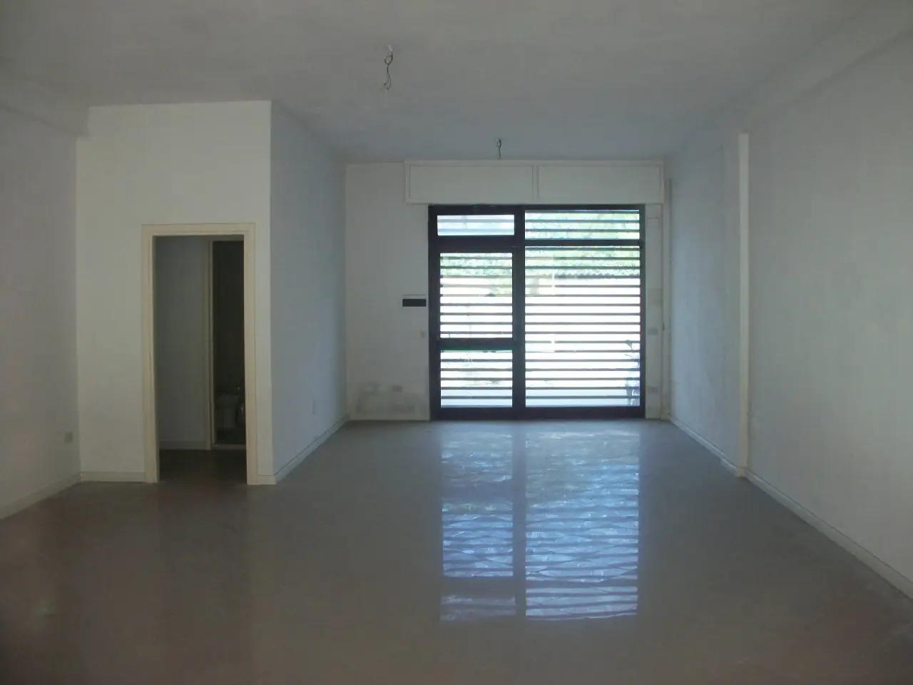 Esercizio commerciale in Via a Pacini 30, Bientina, {3} - Foto 1