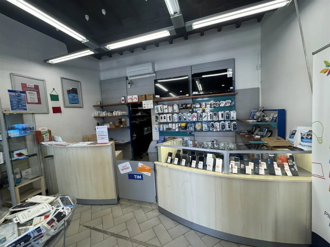 Negozio in , Dicomano, {3} - Foto 1