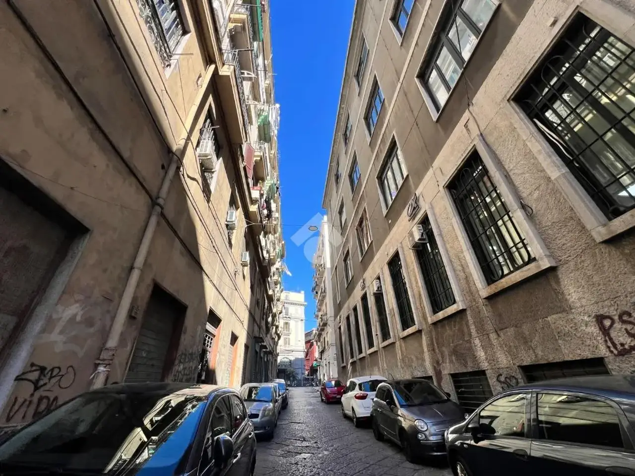 Magazzino in Vico Campagnari 36, Napoli, {3} - Foto 2