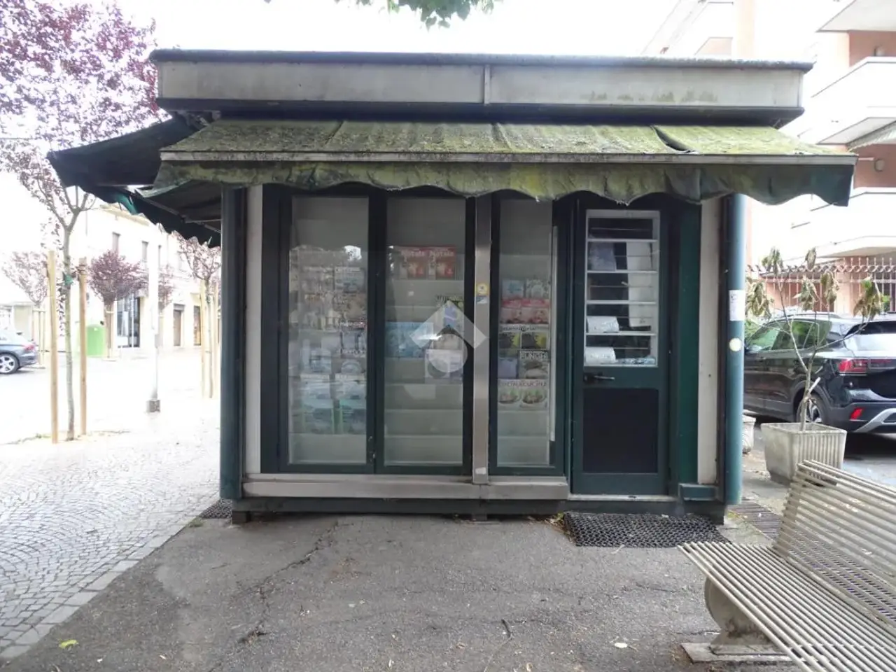 Negozio in Viale della Repubblica, Valenza, {3} - Foto 2