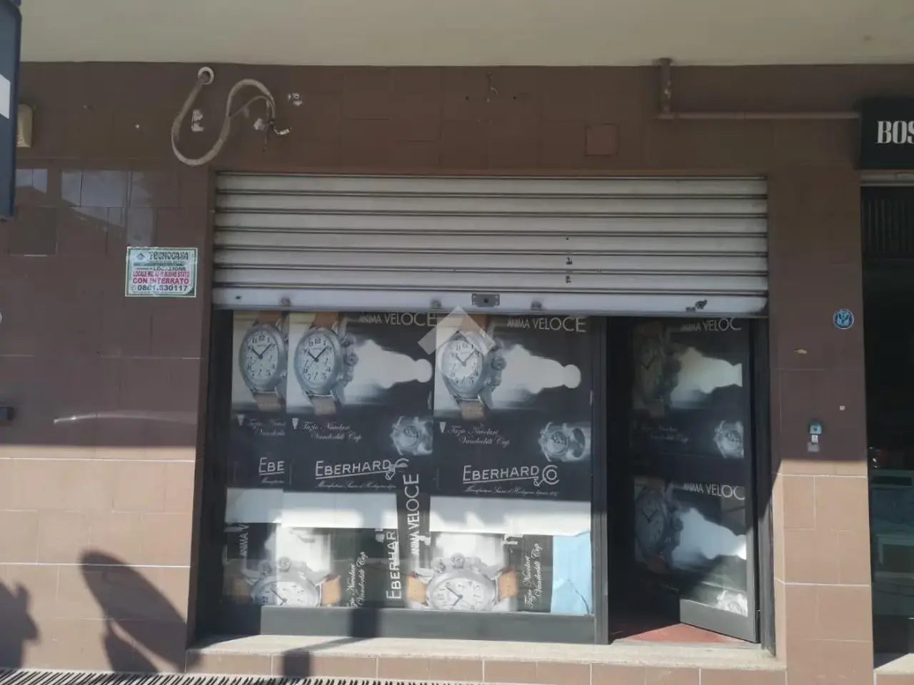 Negozio in Via Cirillo Domenico 43, Foggia, {3} - Foto 1