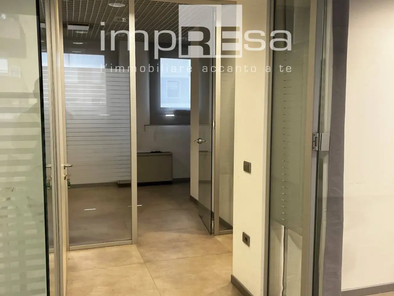 Ufficio in Via Castellana 51, Venezia, {3} - Foto 2