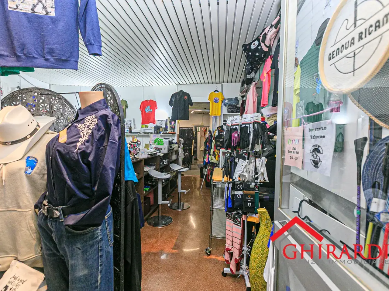 Abbigliamento in Vico Campetto 3/5 R, Genova, {3} - Foto 2