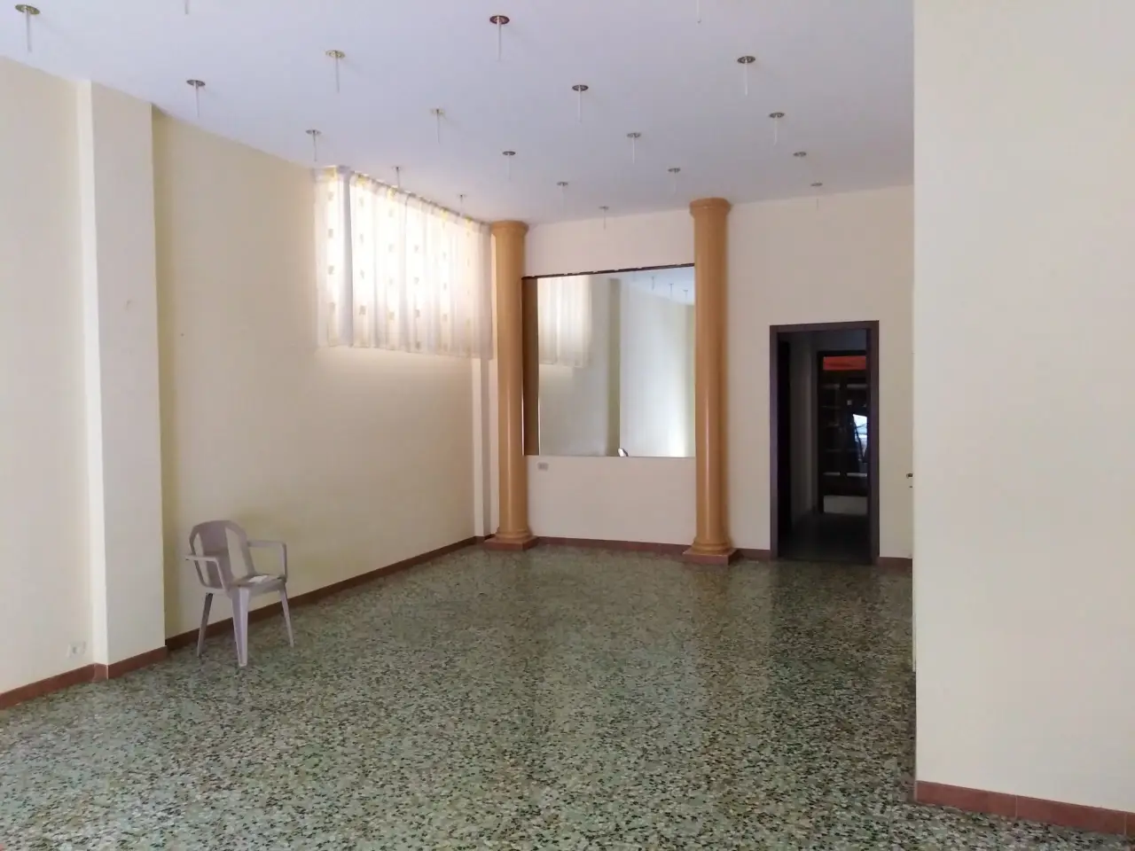 Negozio in , Ragusa, {3} - Foto 1