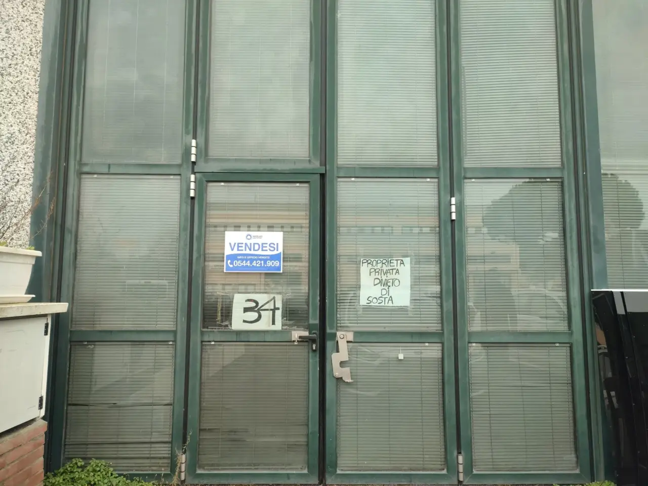 Magazzino in Via Levico 34, Cervia, {3} - Foto 1