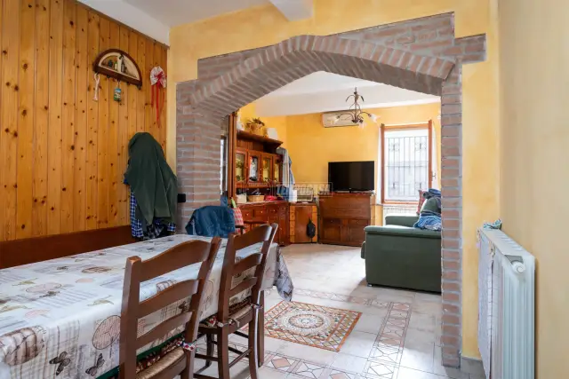 Casa indipendente in Via Marzabotto, Sassuolo - Foto 1