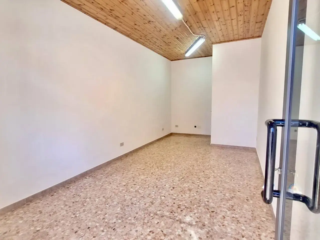 Negozio in Via Pietro Boschi 9, Rieti, {3} - Foto 2