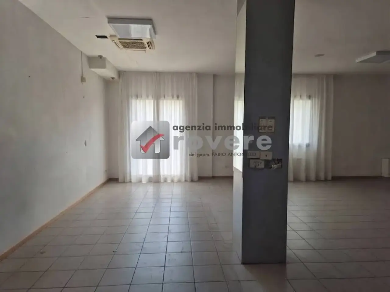 Negozio in , Treviso, {3} - Foto 2