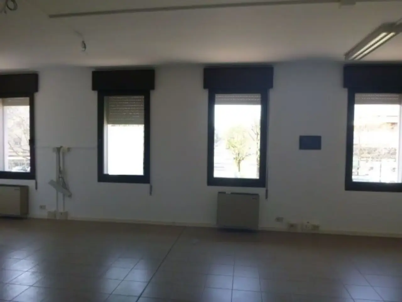 Ufficio in Via Papa Giovanni XXIII 46, Reggio Emilia, {3} - Foto 2