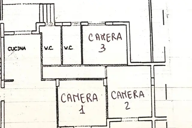 4-room flat in Via 1 Maggio, Acerra - Photo 1