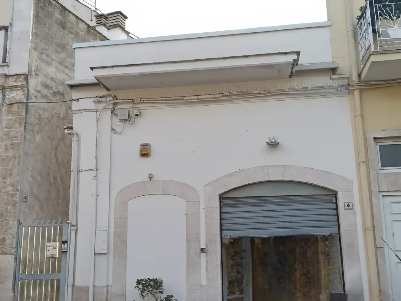 Negozio in Via Cavaliere Domenico Nicassio, Adelfia, {3} - Foto 2