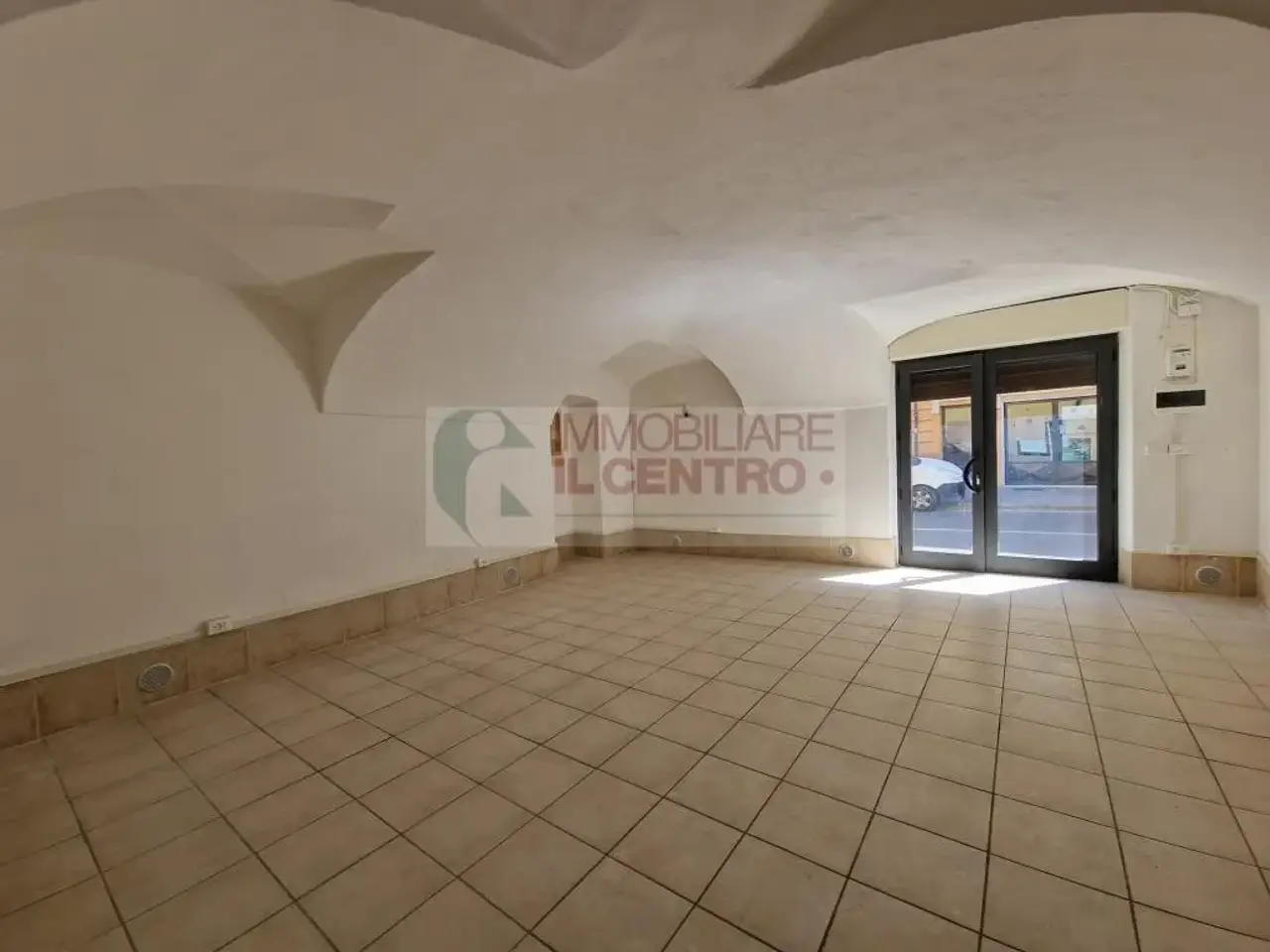 Negozio in , Sarzana, {3} - Foto 1