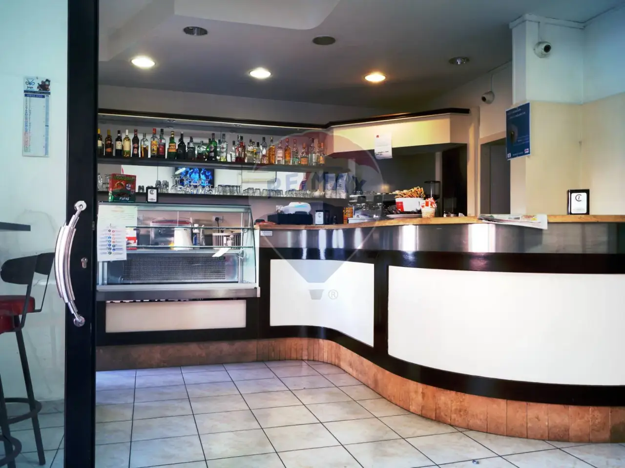 Bar in Via Bengasi 64, Livorno, {3} - Foto 1