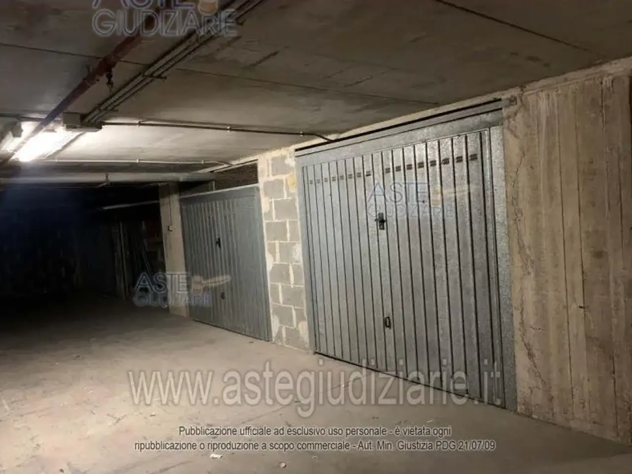 Garage in Viale Europa, 73, 70132 Bari Ba, Italia 73, Bari, {3} - Foto 1