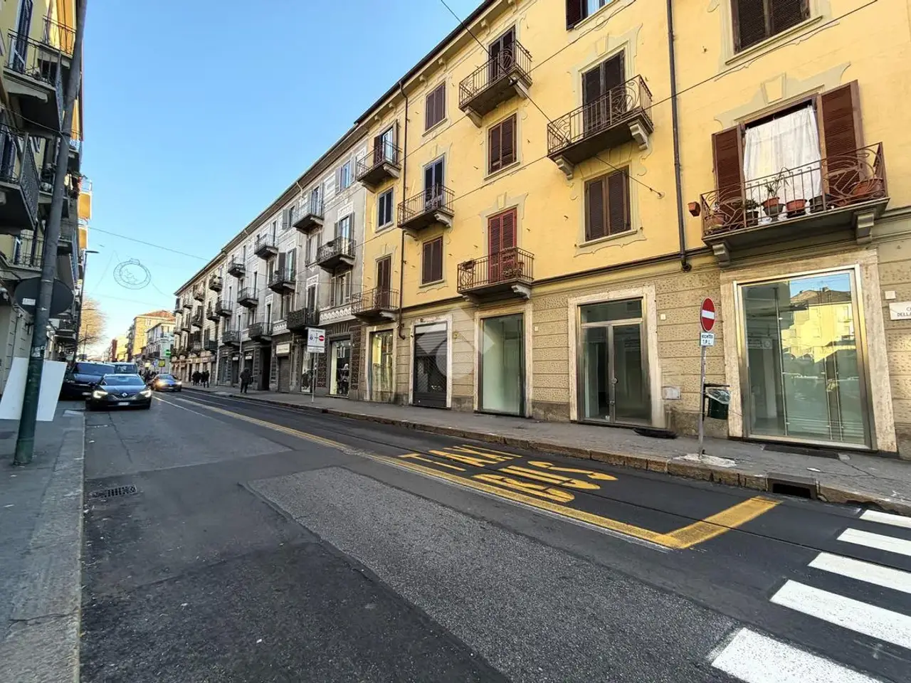Negozio in Via Chiesa della Salute 18, Torino, {3} - Foto 2